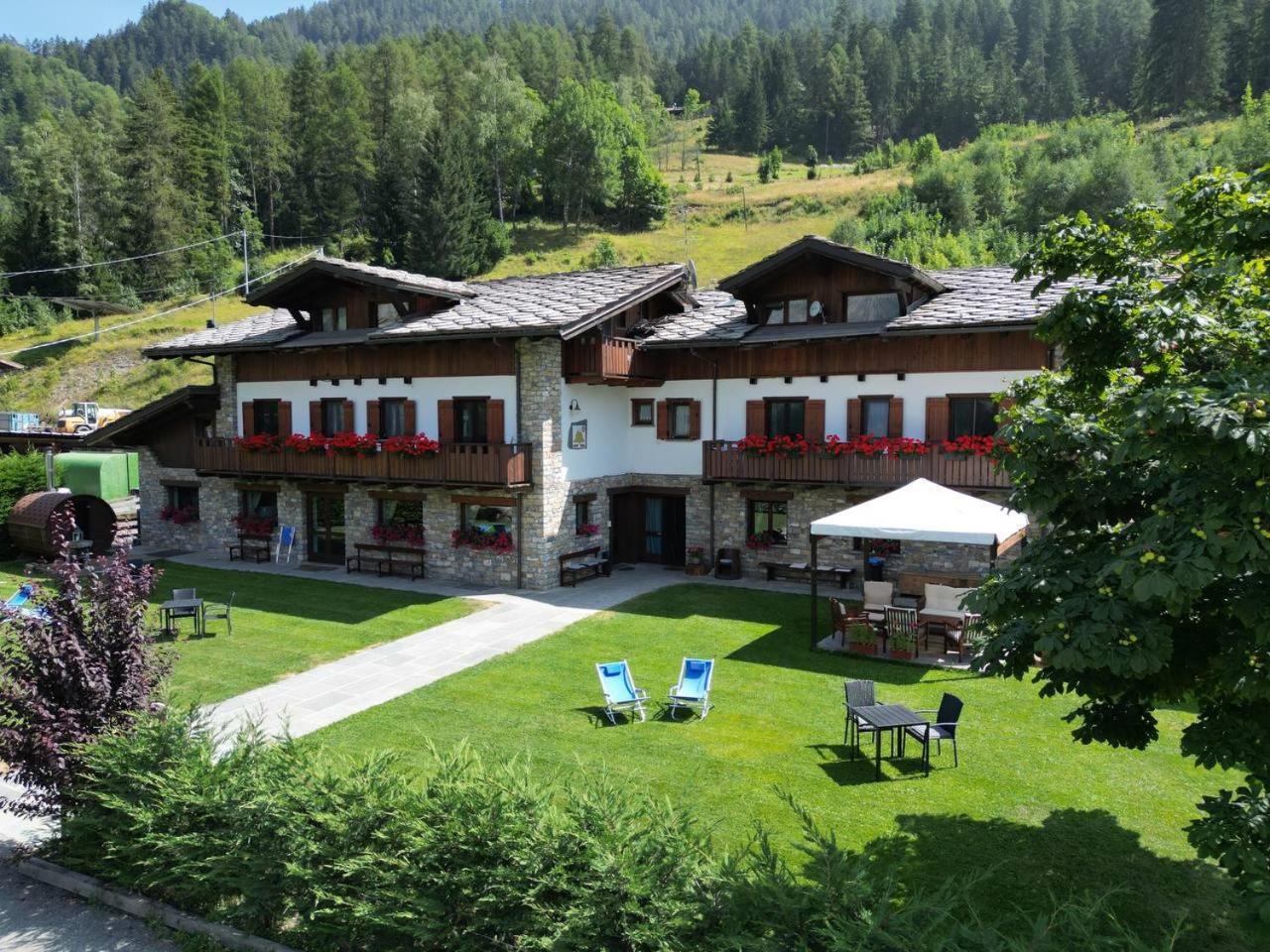 Bed and Breakfast Le Reve Courmayeur Exterior foto